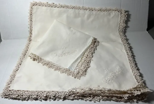 4 Vintage beige Linen Diner Napkins Embroidered 16"x16" crochet lace finish new