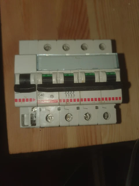 Sganciatore Di Emergenza BTICINO BTDIN 24VAC Per Quadri Elettrici
