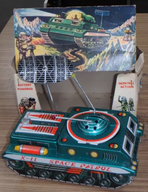 Vintage 1960's Boxed Japan Yonezawa Battery Operated Tin Toy - Space Patrol