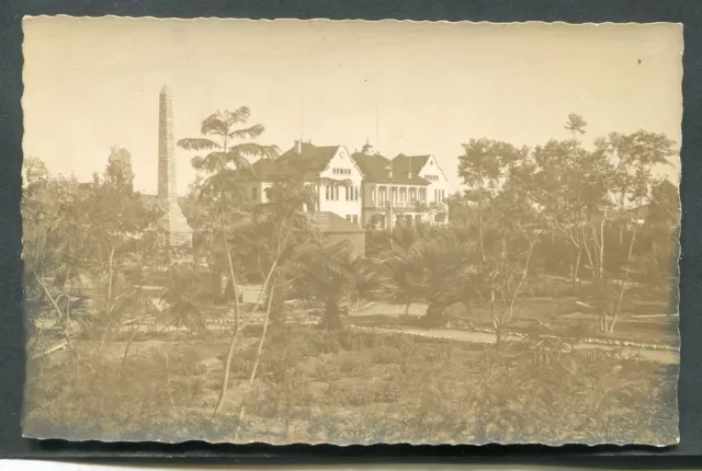 DSWA AK PRIVATE Foto-AK Bahnhof Windhuk mit Obelisk (T2077