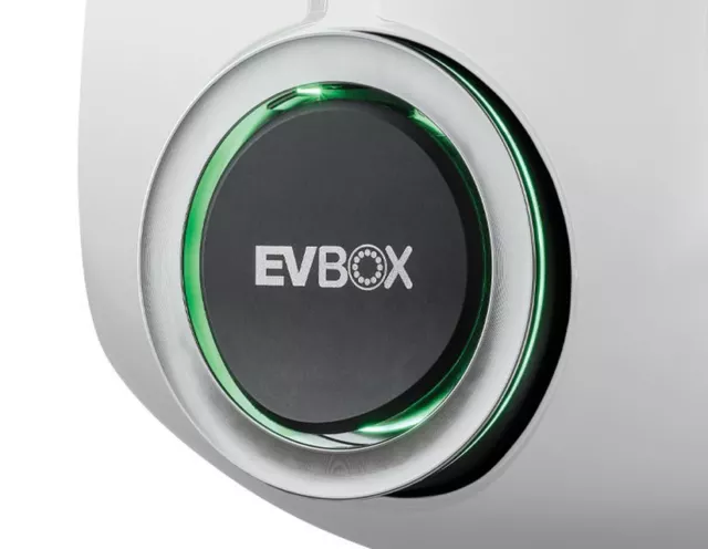 Ford EVBox* Elvi Wallbox avec douille et volet, Polar White 3