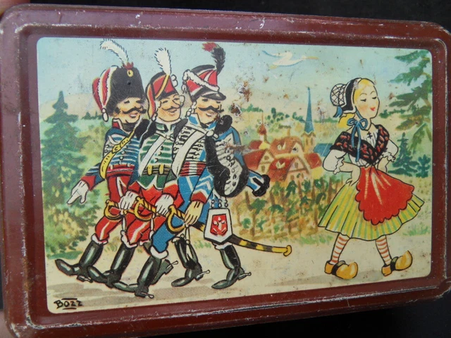 Ancienne Poupée Soldat En Biscuit - Porcelaine - Collection Ref75203