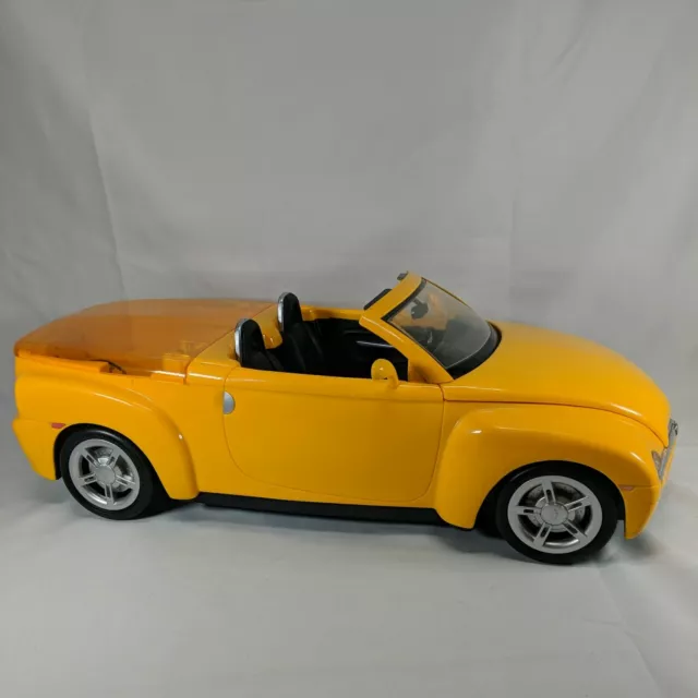 Barbie discount yellow car