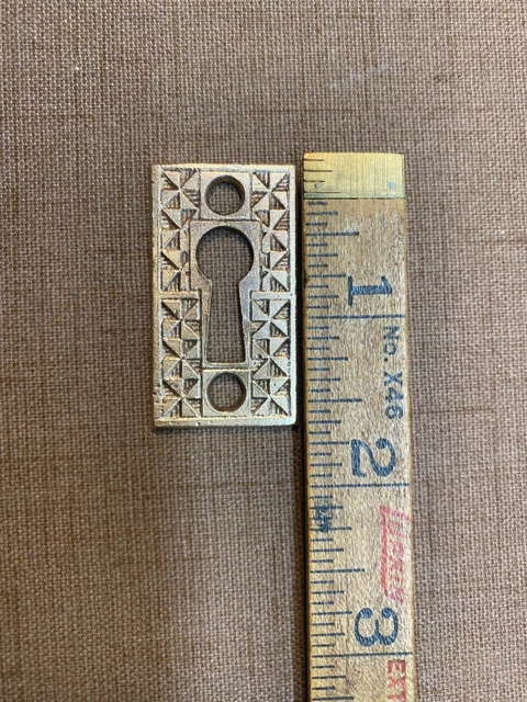 VTG OLD EAST LAKE SOLID BRASS KEY HOLE ESCUTCHEON/COVER w/BRASS INSTALL. SCREWS