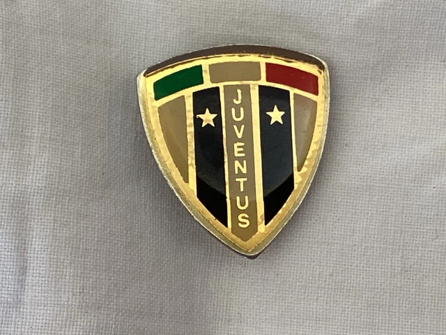 Serie A Juventus patches badges, Hobbies & Toys, Memorabilia