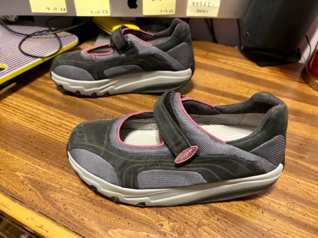 MBT Womens Pink / Gray Mary Jane US Size 8.5 Strap Sandal Toning Shoe Sandal MBT Womens Pink / Gray Mary Jane US Size 8.5 Strap Sandal Toning Shoe Sandal