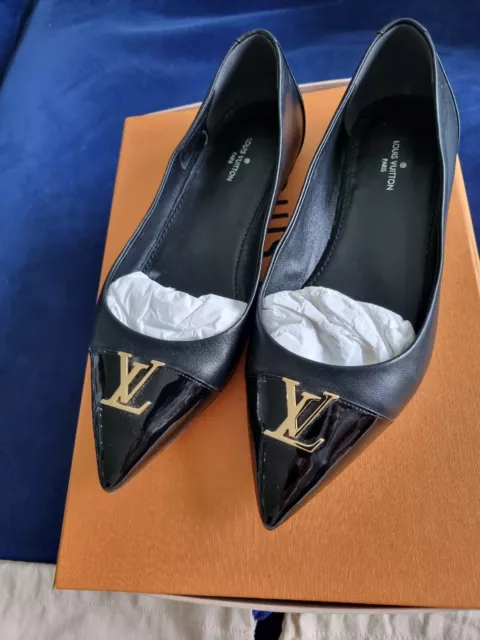 Louis Vuitton Gloria Flat Loafer Silvery Patent leather ref.87546