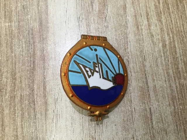 Insigne Marine VAR Pétrolier AUGIS SB Lyon, Bon état, Collection