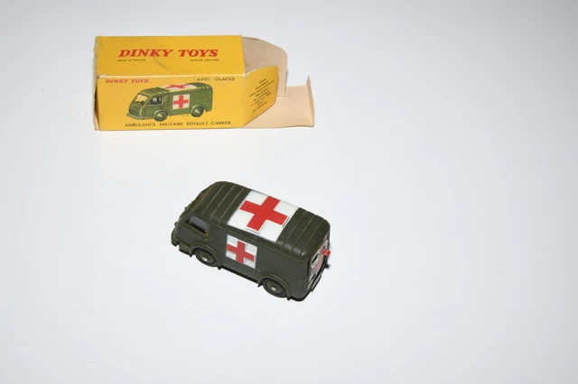 Ambulance Renault Carrier Dinky Toys Réf 80F - Ancienne - Originale
