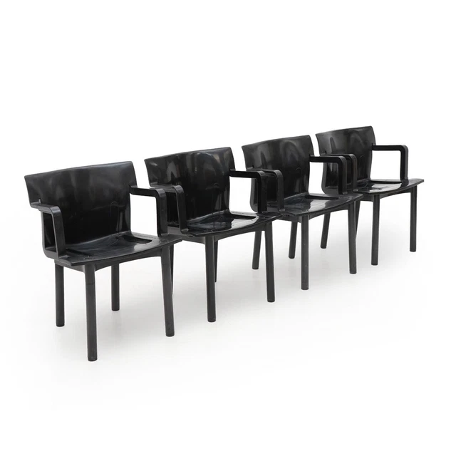 4 sedie “4870” nere di Anna Castelli per Kartell, anni ’80, mid-century modern