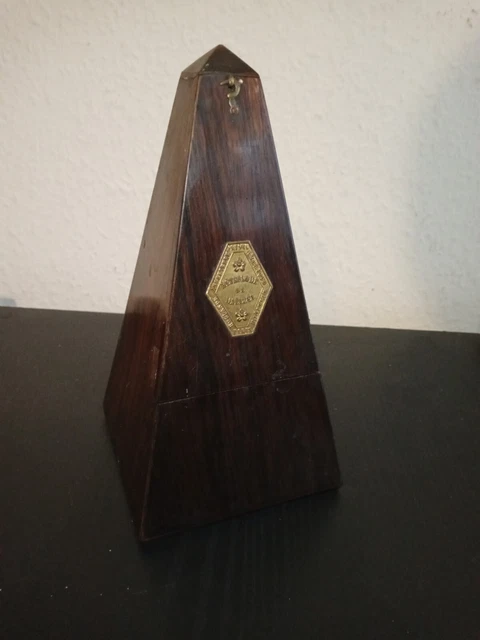Ancien Métronome Mécanique Musique Pyramide Palissade 19eme Siècle Fonctionne