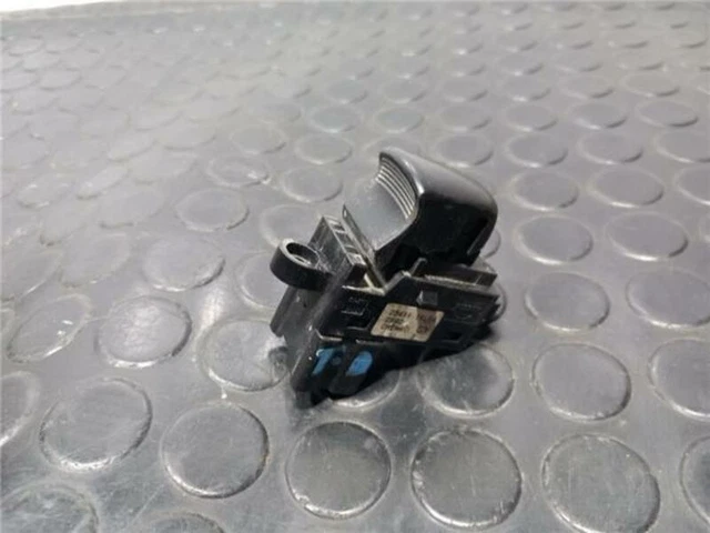 comando alzacristalli posteriore destro per NISSAN JUKE I (F15E) 1.6 1038545