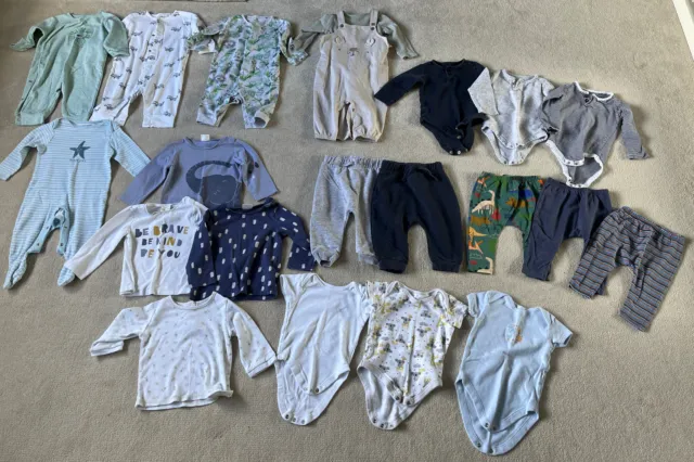 Pacchetto vestiti bambino, articoli X21 6-9 mesi