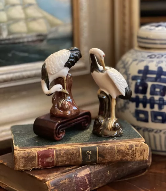 Stunning Rare Small MCM Chinoiserie Porcelain Crane Table Bird Pair 3.75”/3”