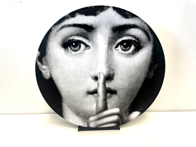 Fornasetti Wall Plate Tema e Variazioni Decorative Collector Plate n.334 Fornasetti Wall Plate Tema e Variazioni Decorative Collector Plate n.334