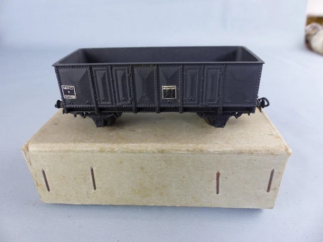 Wagon Tombereau avec toit enroulable SNCF Epoque 4 - francis miniatures