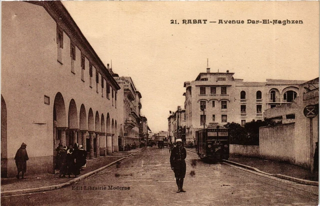 CPA AK RABAT - Avenue Dar El Maghzen MAROC (796645)