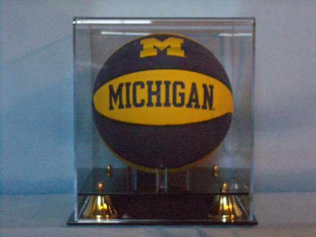 MINI basketball acrylic display case 85% UV filtering memorabilia NBA NCAA