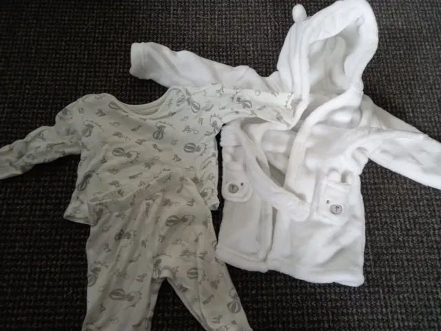 Baby Girls Boys Unisex Pjs & Dressing Gown Set 6-9 Months Nutmeg