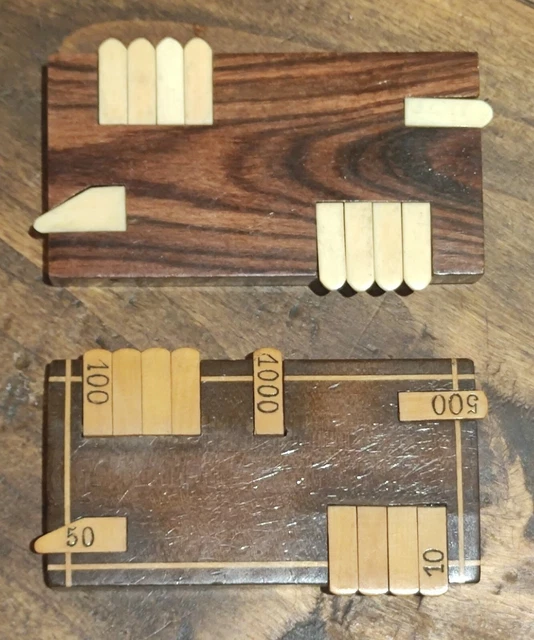 Lot De 2 Marqueurs Compteurs De Points Anciens Pour Bridge / Jeu De Cartes - Bois - Ep 1900