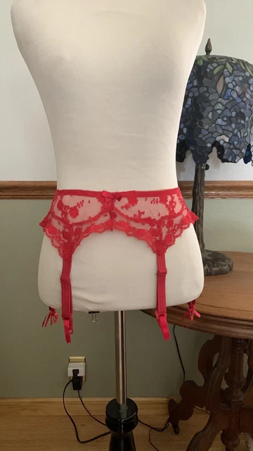 Vintage 80s Frederick’s of Hollywood Red Lace Garter Belt “Medium”