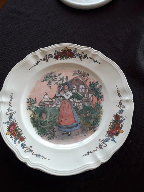 Grand plat rond Sarreguemines Obernai décor Henri Loux