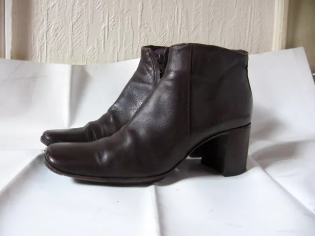 Bottines en cuir marron « FreeLance» T : 36