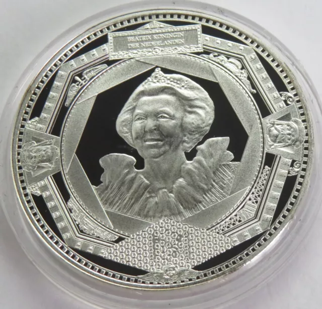 5 EURO 2011 NETHERLANDS , SILVER .925 PROOF , 33 mm, 15.5 g, UNC, IN CAPSULE