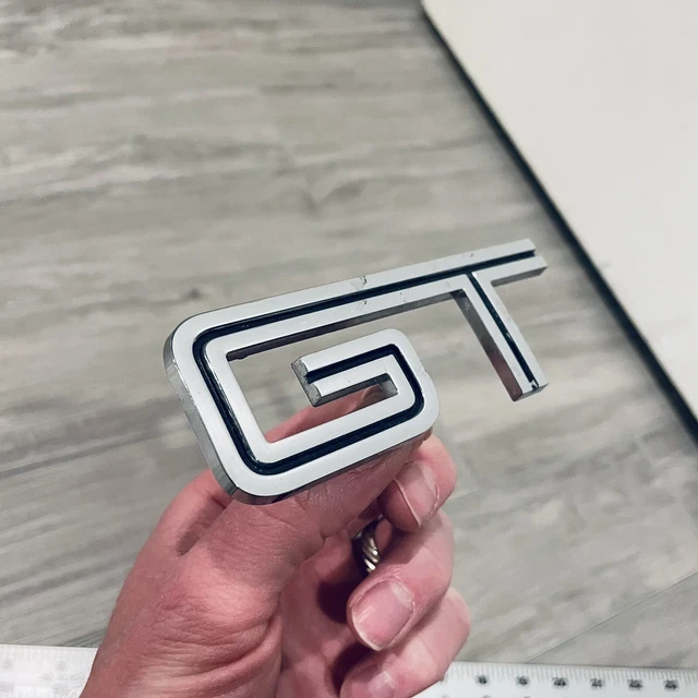 05-09 FORD MUSTANG “GT” SIDE FENDER EMBLEM LOGO BADGE LETTER SYMBOL OEM Shelby