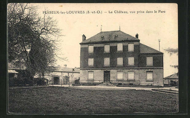 CPA Puiseux-les-Louvres, Le Chateau, vue prise dans le Parc