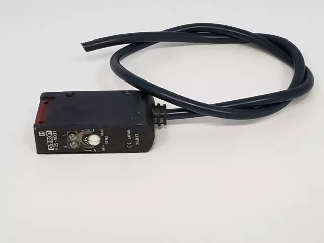 Omron E3S-Ad31 Photoelectric Sensor 30Vdc