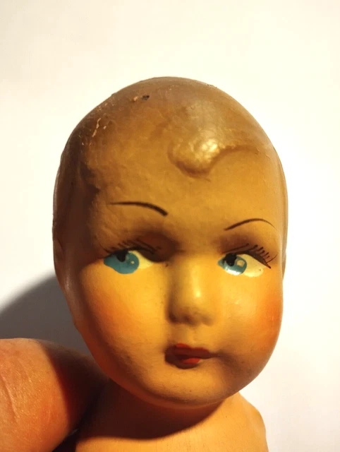 Rare casque Adrian, en carton bouilli vernissé