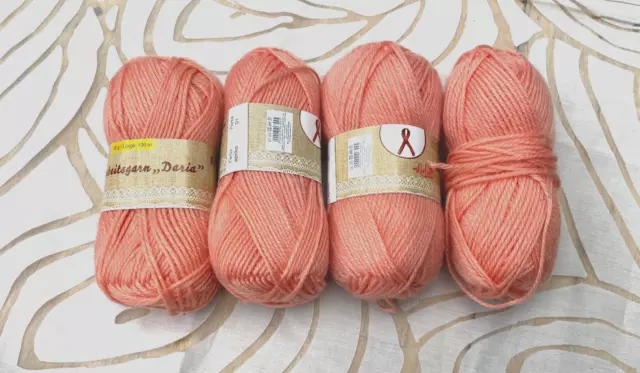 Handarbeitsgarn  "Daria",apricot, 3x 50 g + 1, je 100 m, für Nadeln 4 stricken