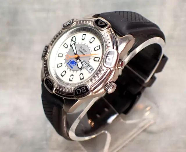 Fossil indiglo hotsell watch
