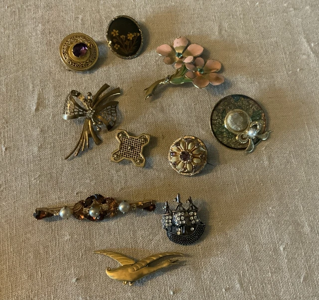 ANCIENNE BROCHE EPINGLE PLAQUE OR ORIA