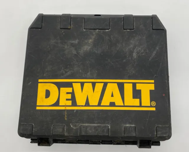 Dewalt DC970 Cordless 18 Volt 1/2  Drill /Driver  1 - Battery & Case No Charger