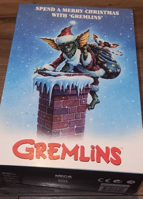 NECA Gremlins Christmas Ultimate Santa Stripe Gizmo 7 inch Action Figure