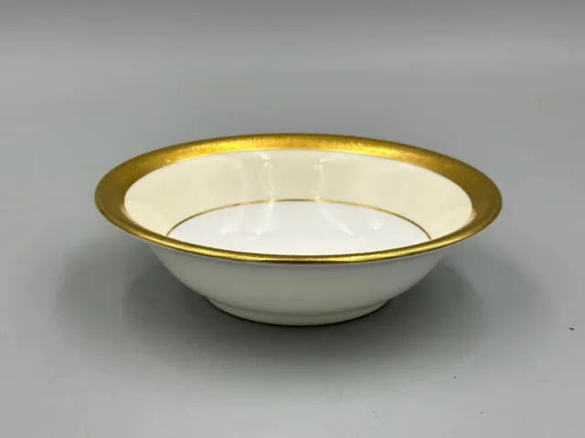 Minton Buckingham Gold K159 - 6,1/2" Cereal Bowl.
