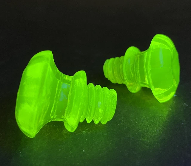 PAIR ANTIQUE VICTORIAN Sowerby ? Uranium Vaseline Glass Drawer Knobs a