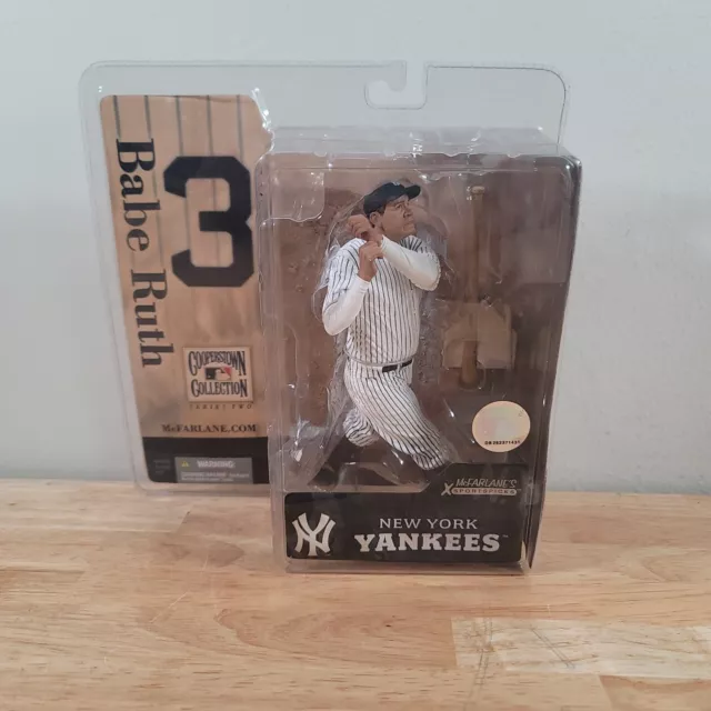 McFarlane Babe Ruth #3 New York Yankees Cooperstown Collection Figure NIB McFarlane Babe Ruth #3 New York Yankees Cooperstown Collection Figure NIB