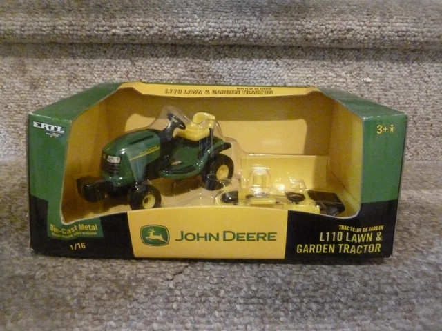 ERTL Britains L110 Diecast Metal Model John Deere Lawn Garden Tractor 2004 1/16