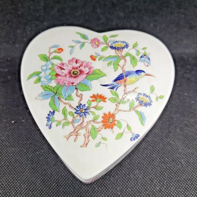 Aynsley Pembroke Bone China Heart Shaped Trinket Box 18th Century Design