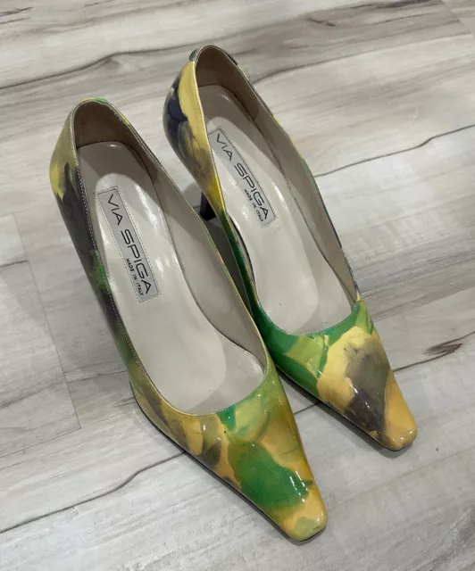 Via Spiga Vintage Patent Leather Multicolor Floral Pumps Size 8 Italy