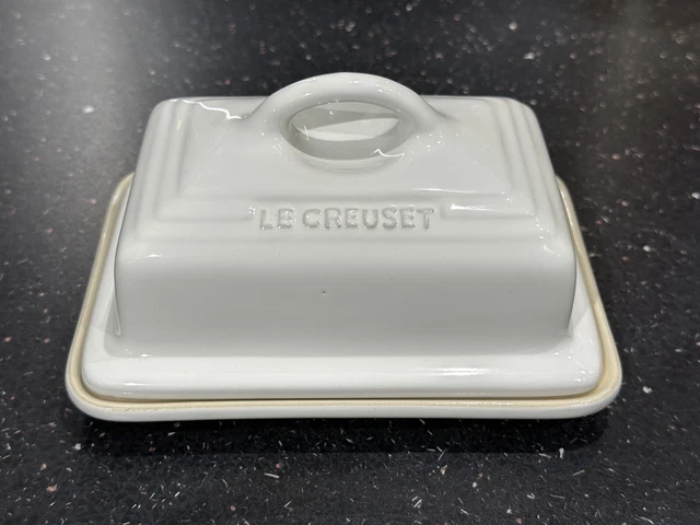 Nuevo plato de mantequilla de cerámica blanca gres Le Creuset precio de venta sugerido por el fabricante £35