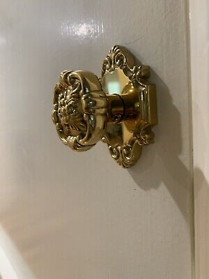 Omnia - Single Dummy Carved Knob w/ Carved Rosetta Polished Brass Lacquered
