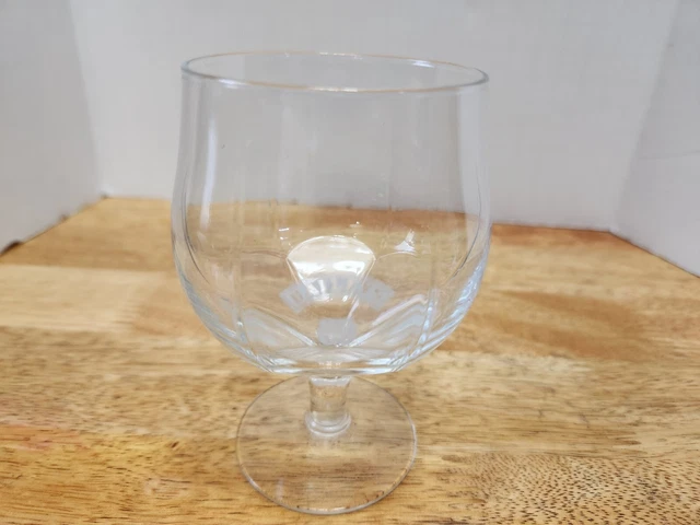 1 Baileys Glass with logo in white 4" tall