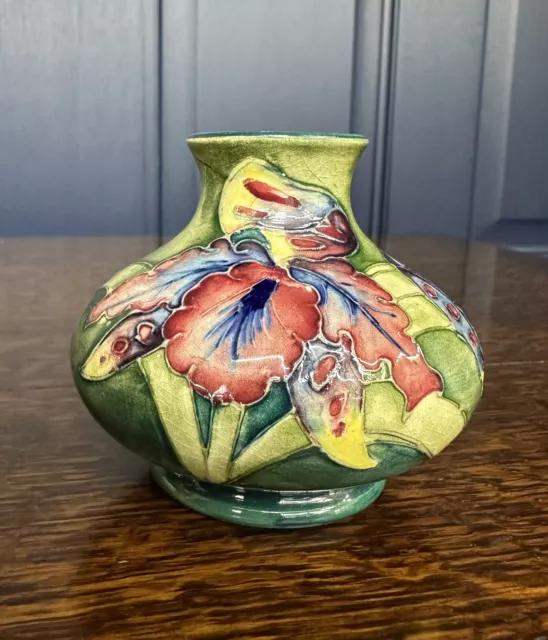 *99p No Reserve* Vintage Moorcroft Orchid design Squat Bud vase