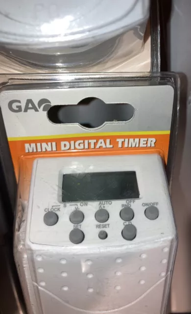 Mini temporizador digital GA x 2. Nuevo. Temporizadores de enchufe de dos enchufes.