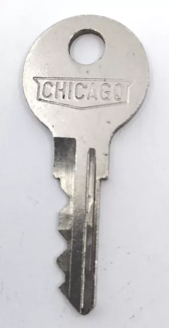 Cerraduras de repuesto vintage Key CHICAGO 1022XS Appx 1-7/8" Steampunk