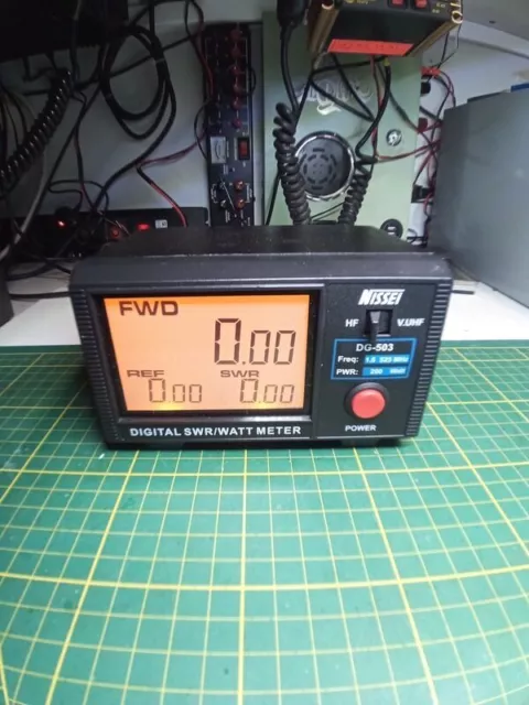 tos mètre Watt-mètre HF / V-UHF